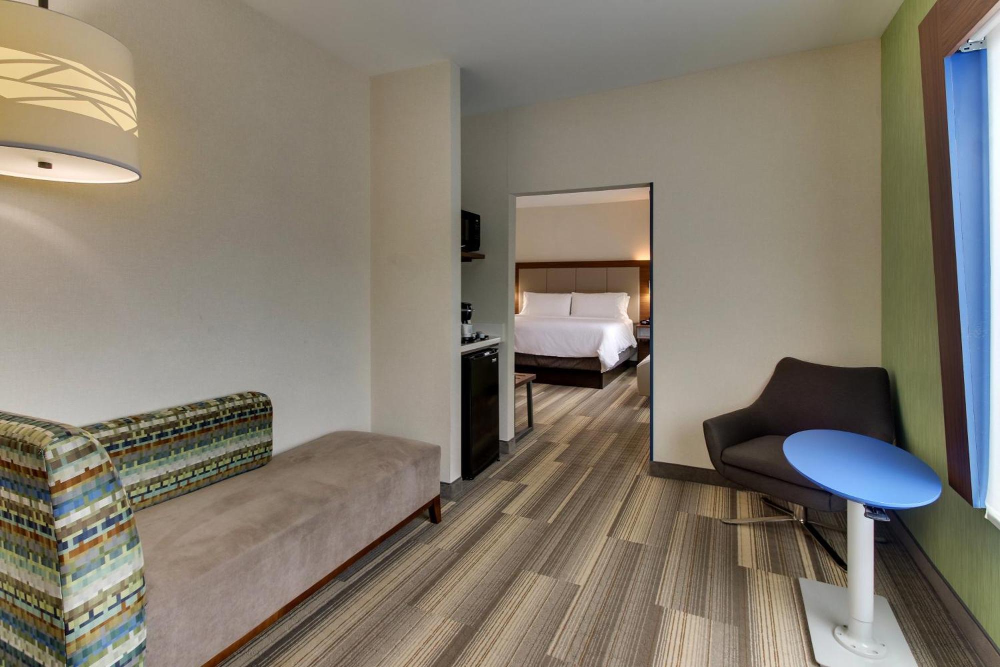 Holiday Inn Express & Suites Ithaca By Ihg Kültér fotó